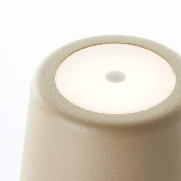 frans-buitenverlichting-tafellamp-beige-lampencompleet-8