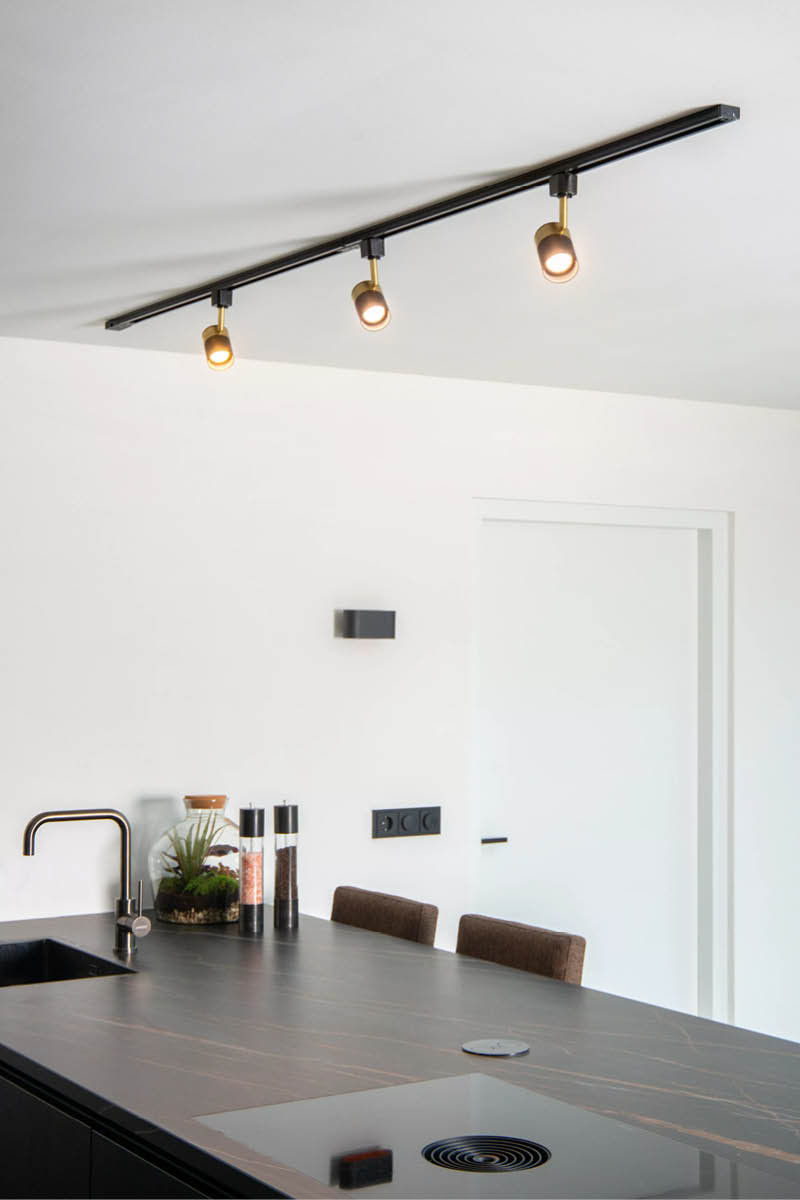 floris-railspot-track-zwart-lucide-railsysteem-railverlichting-lampencompleet5